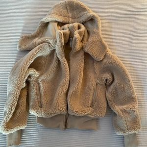 Alo Foxy Sherpa Jacket Camel XS
